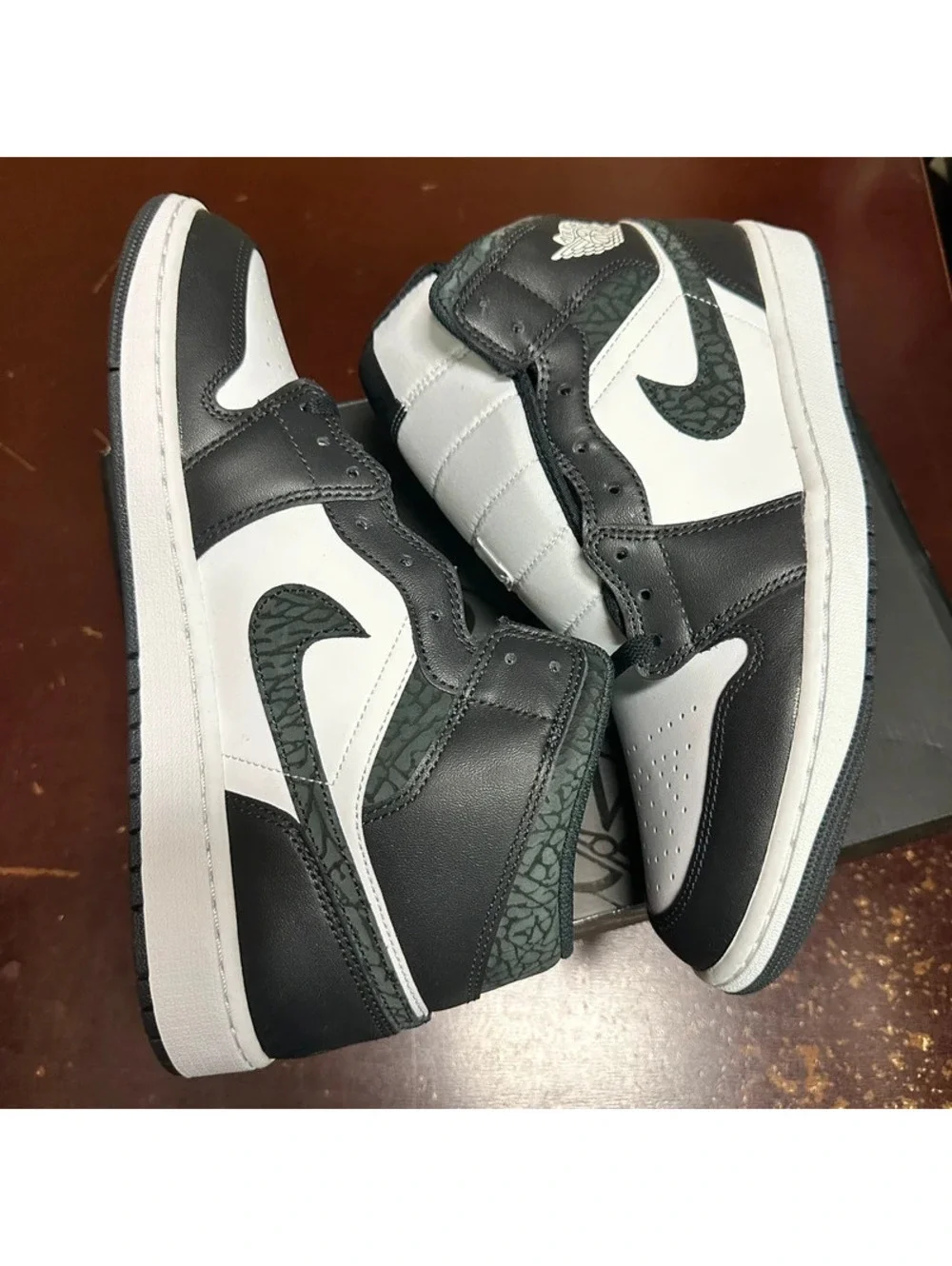 Nike Air Jordan 1 Mid SE Off-Noir Black White Panda Elephant' (FB9911 001) sz 12